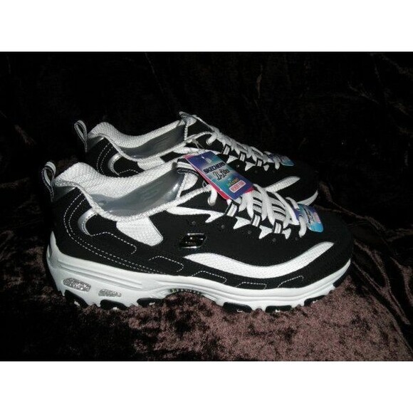 NEW SKECHERS D'LITES BIGGEST FAN AIR-COOLED MEMORY FOAM SIZE 10 WIDE BLACK/WHITE - Picture 1 of 11